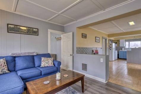 7 N Main Street Stonington ME 04681