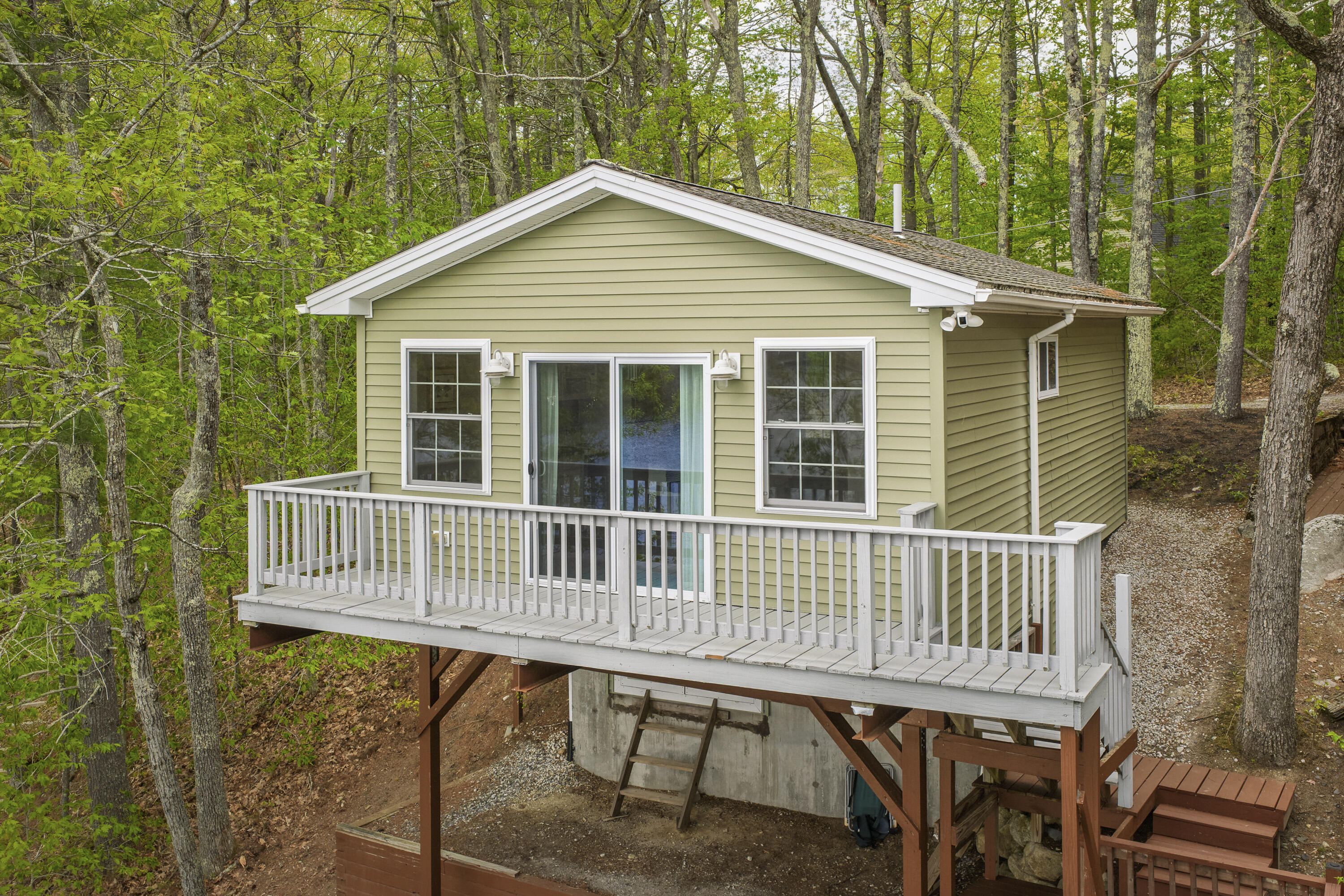 23A Baxter Road Raymond ME 04071