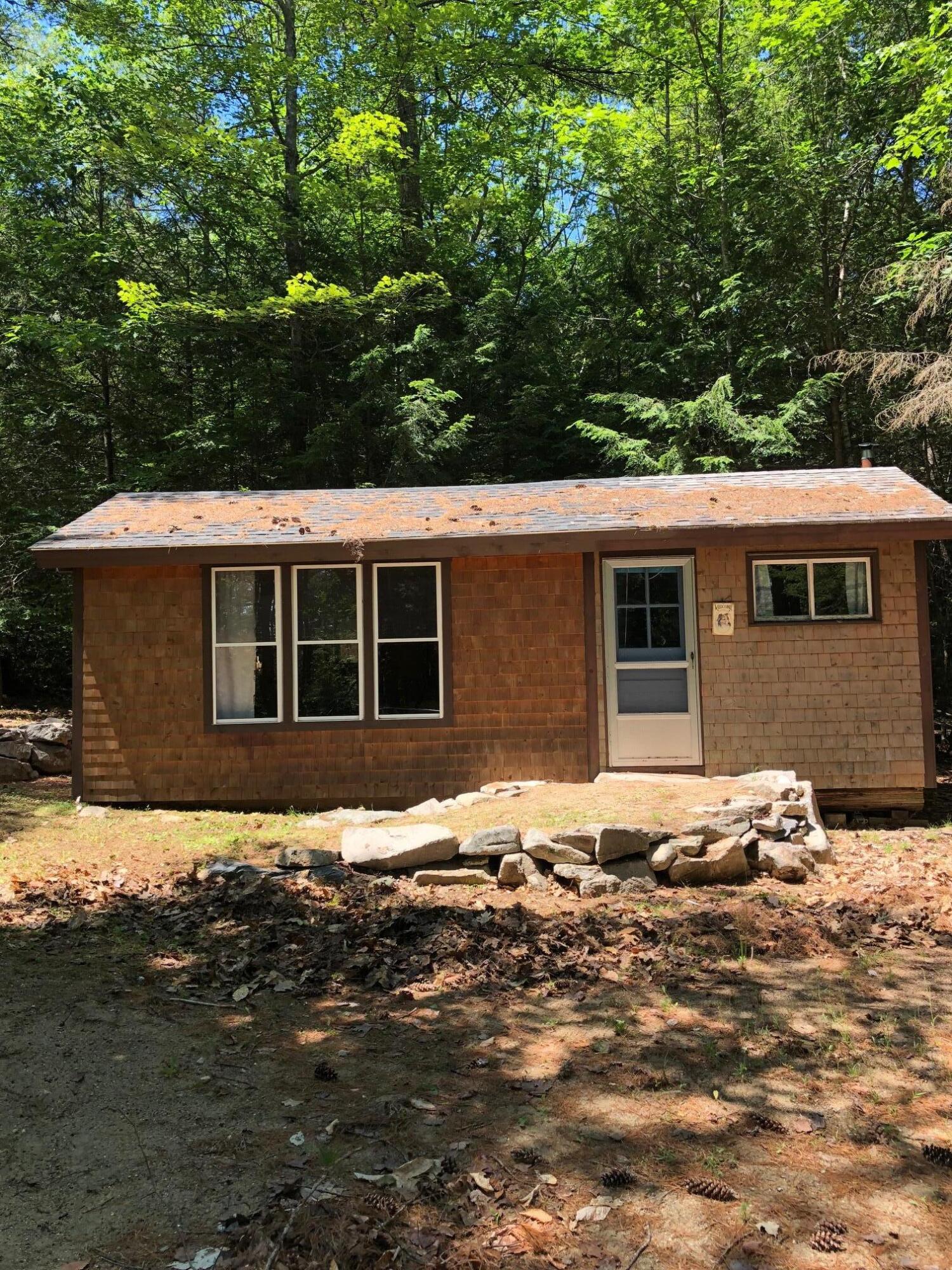 18 Peterson Lane Brunswick ME 04011