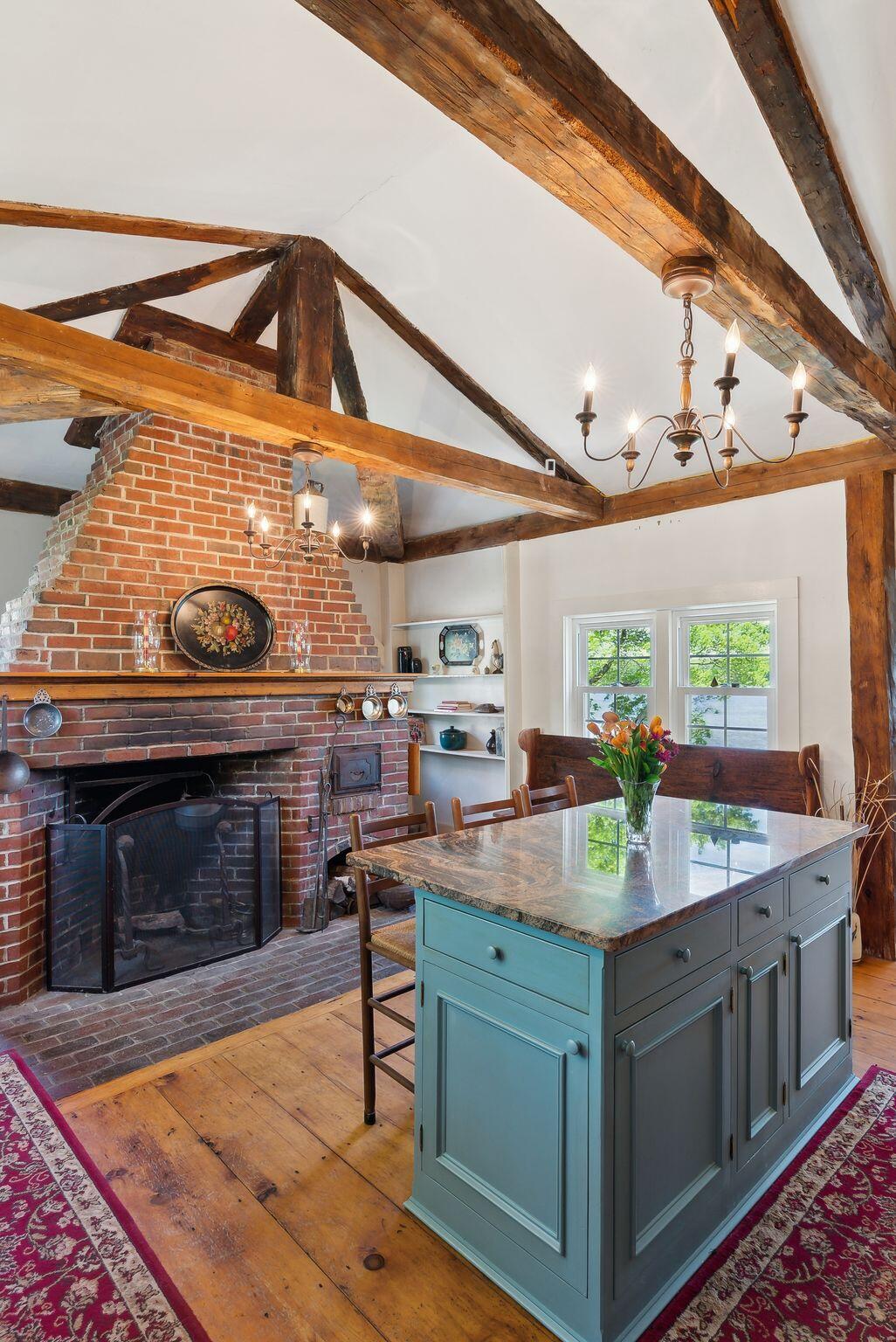 1463 Washington Street Bath ME 04530