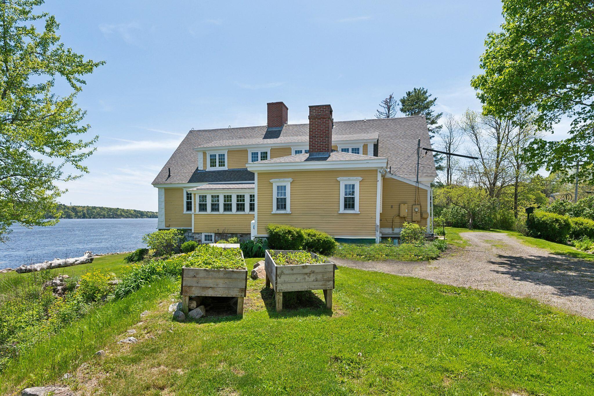 1463 Washington Street Bath ME 04530