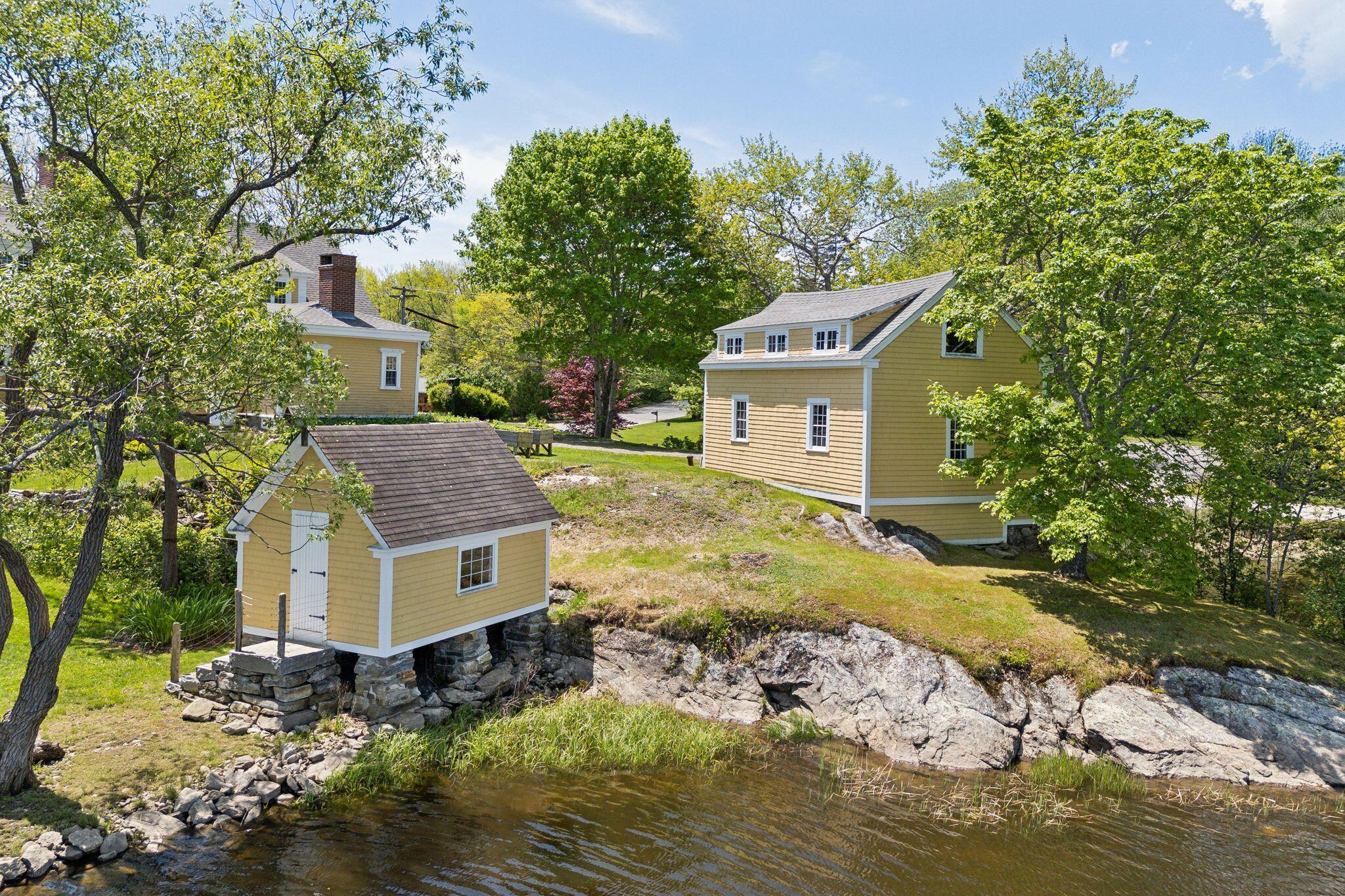 1463 Washington Street Bath ME 04530