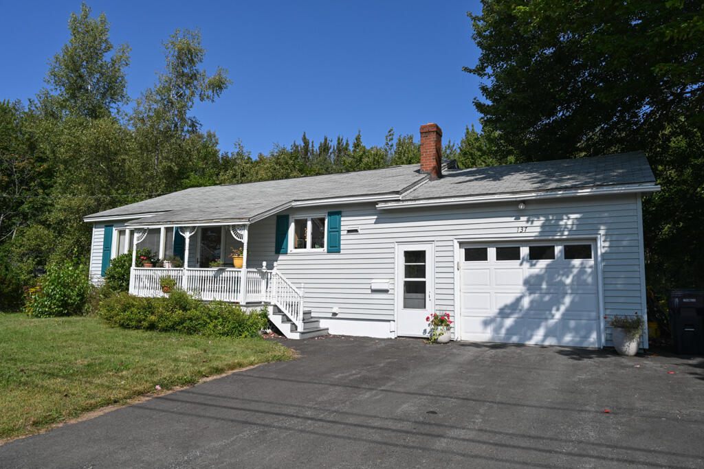 137 Dartmouth Street Bangor ME 04401