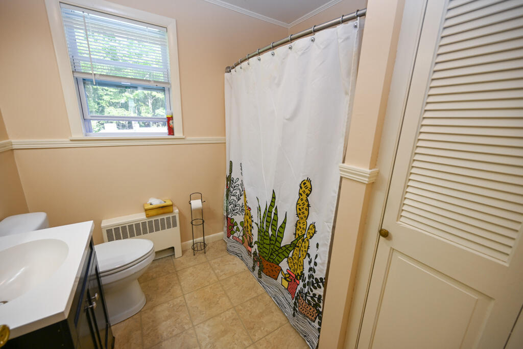 137 Dartmouth Street Bangor ME 04401