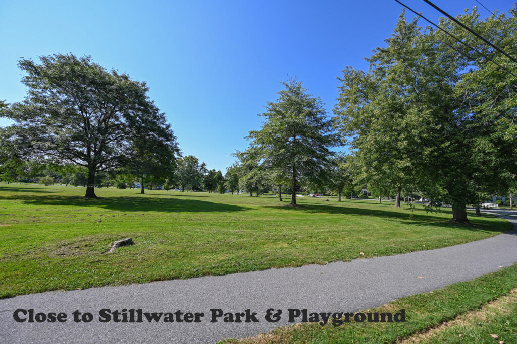 137 Dartmouth Street Bangor ME 04401