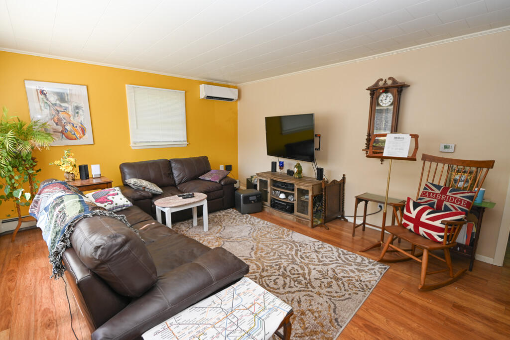 137 Dartmouth Street Bangor ME 04401