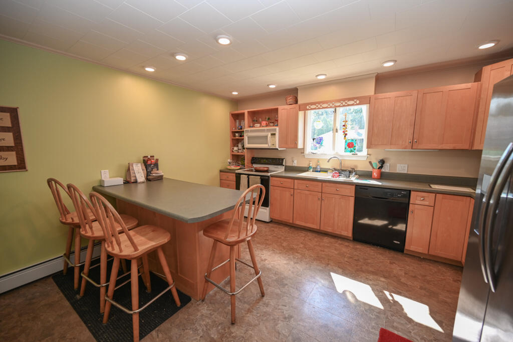 137 Dartmouth Street Bangor ME 04401