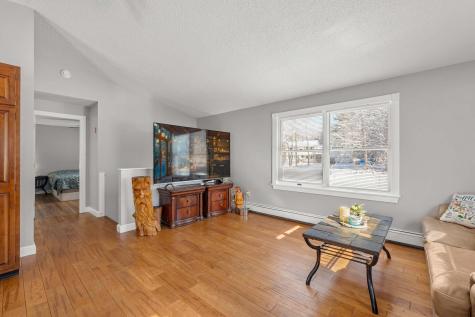 30 Meadow Brook Drive Belgrade ME 04917