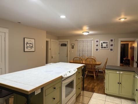 22 Central Avenue Waterville ME 04901