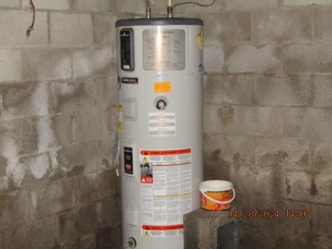 200 Back Street Monmouth ME 04265