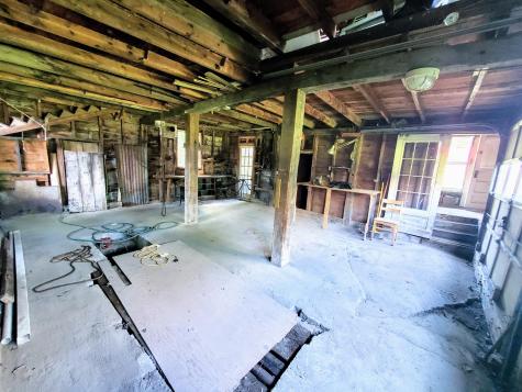 134 Falls Road Benton ME 04901