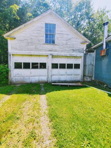 134 Falls Road Benton ME 04901