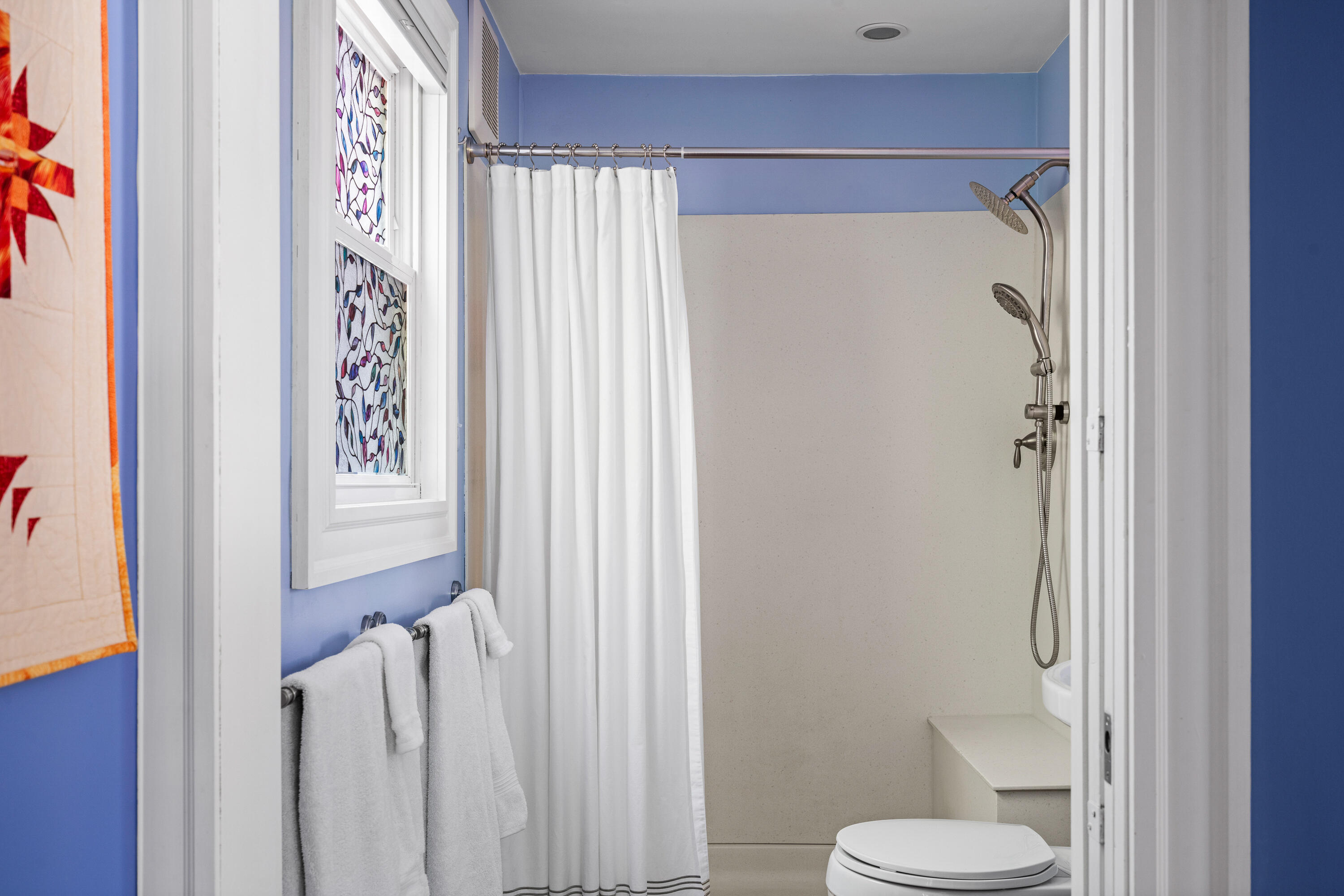 17 Middle Street Topsham ME 04086