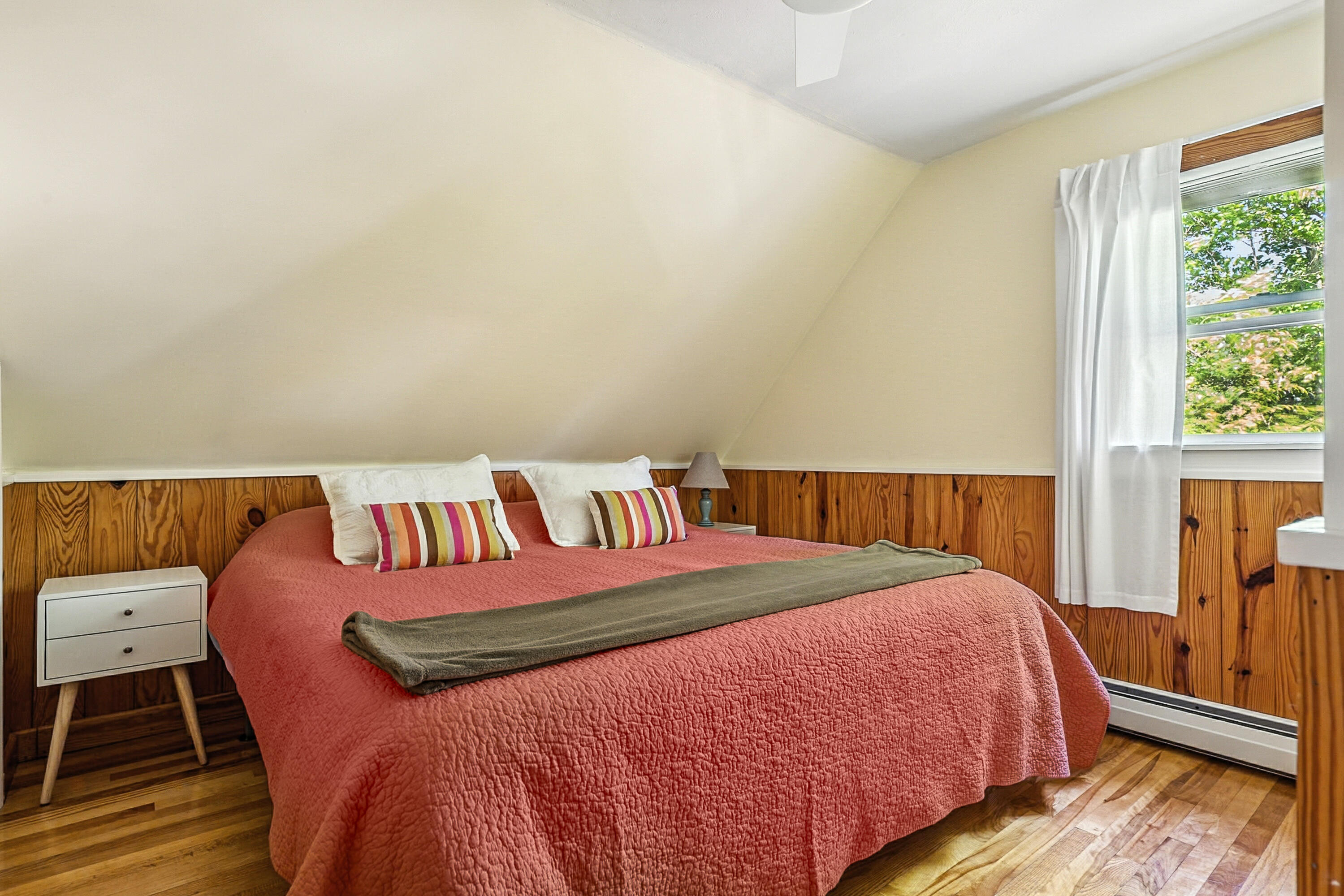 17 Middle Street Topsham ME 04086