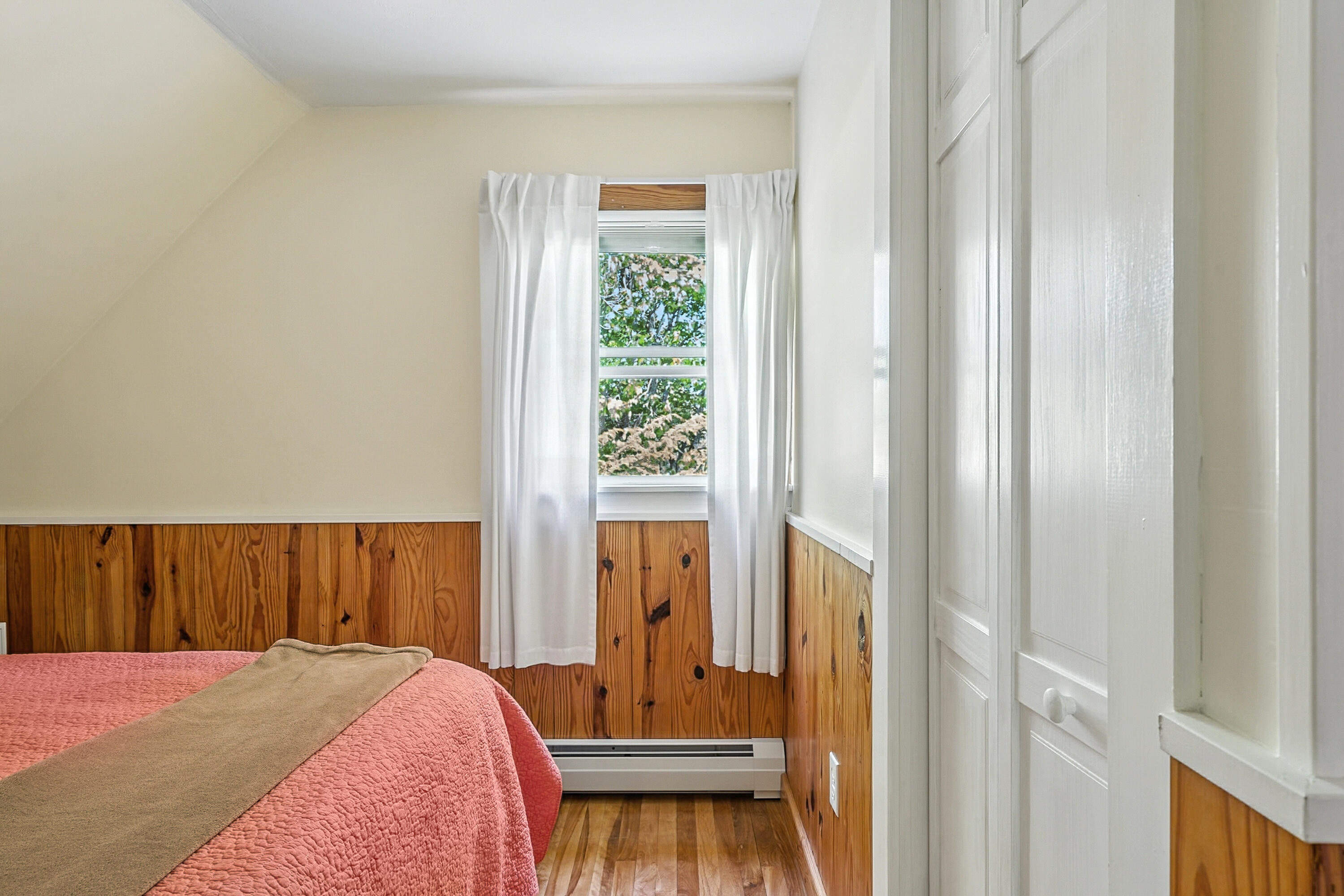 17 Middle Street Topsham ME 04086