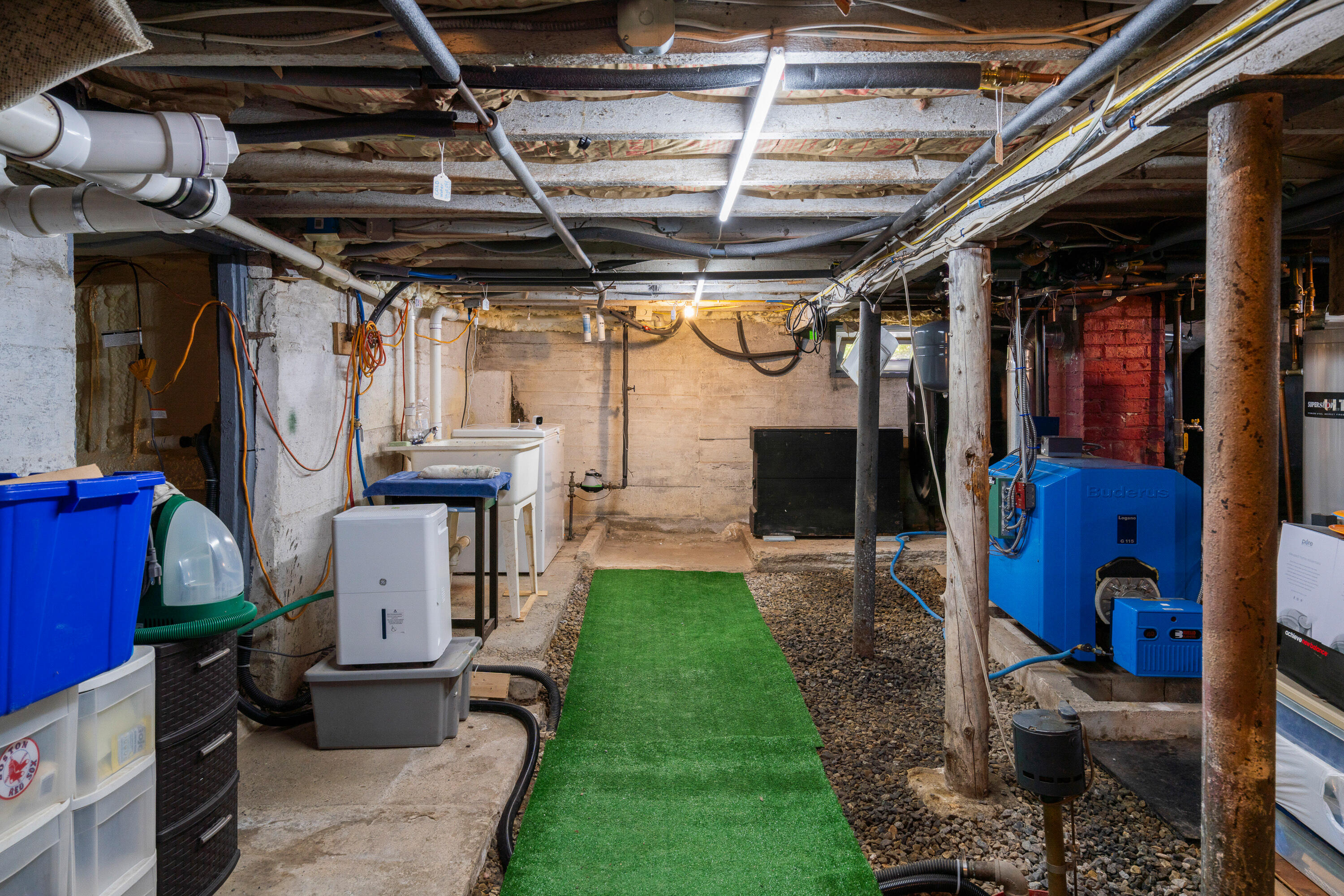 17 Middle Street Topsham ME 04086