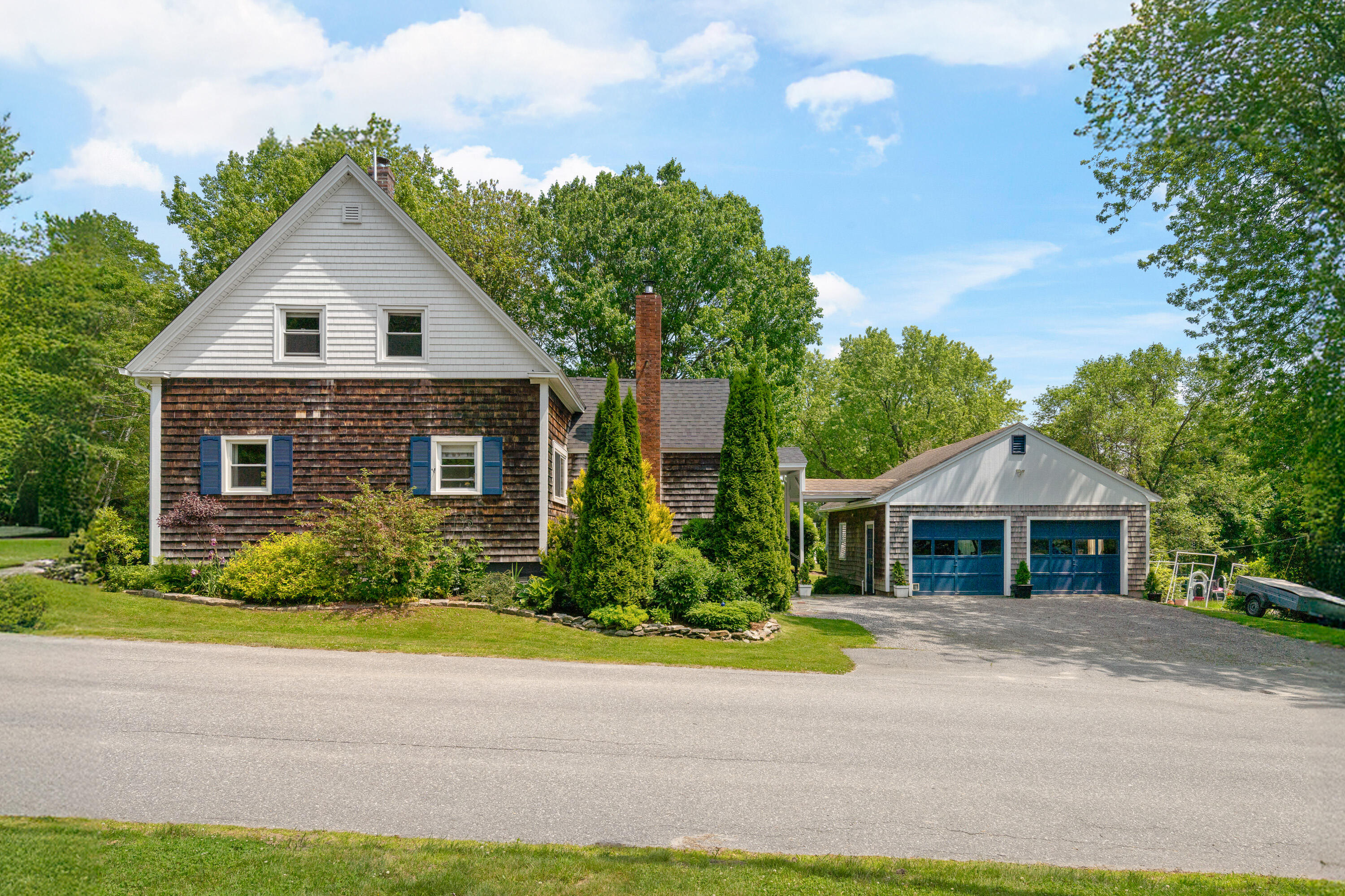 17 Middle Street Topsham ME 04086