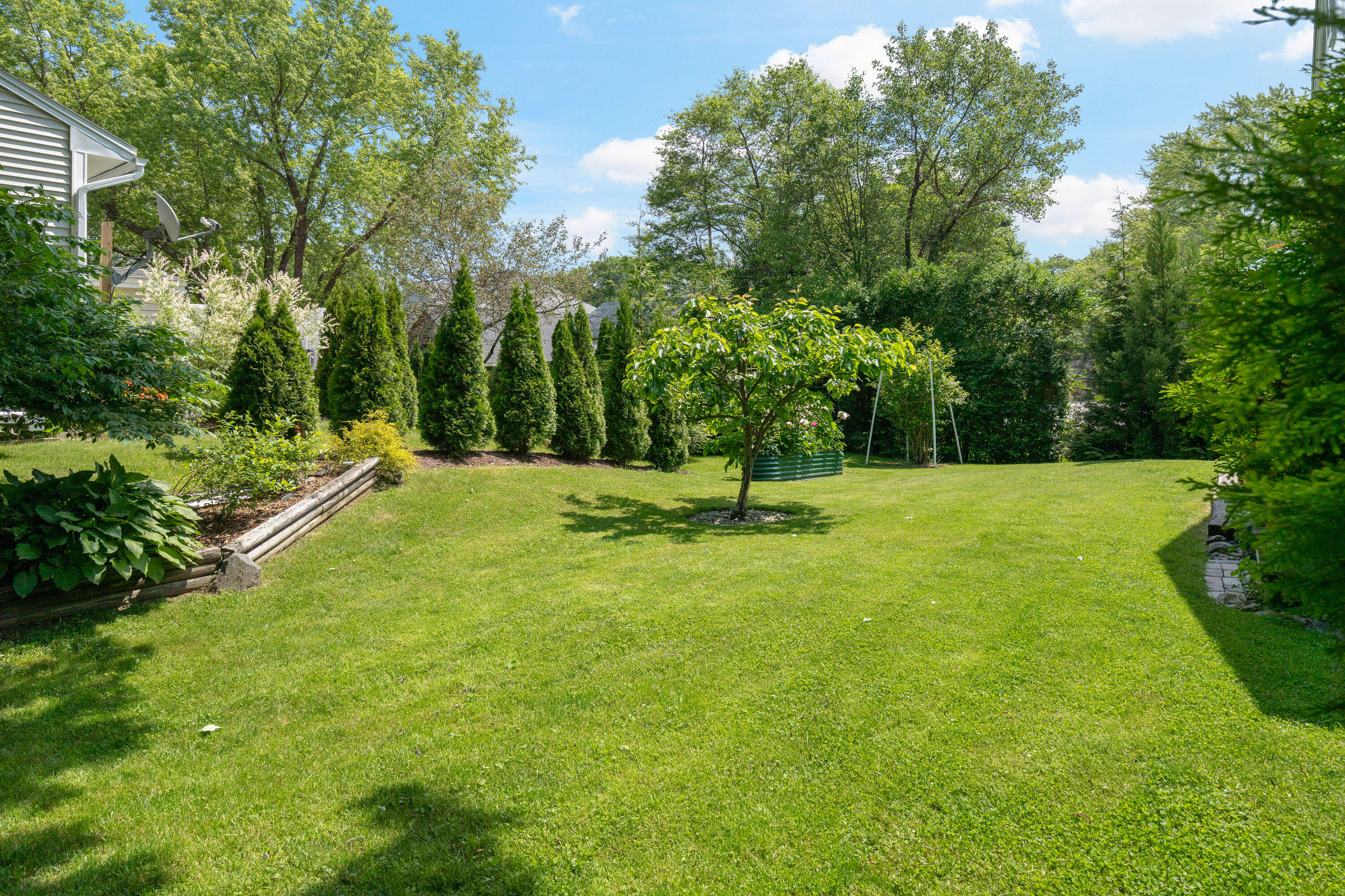 17 Middle Street Topsham ME 04086