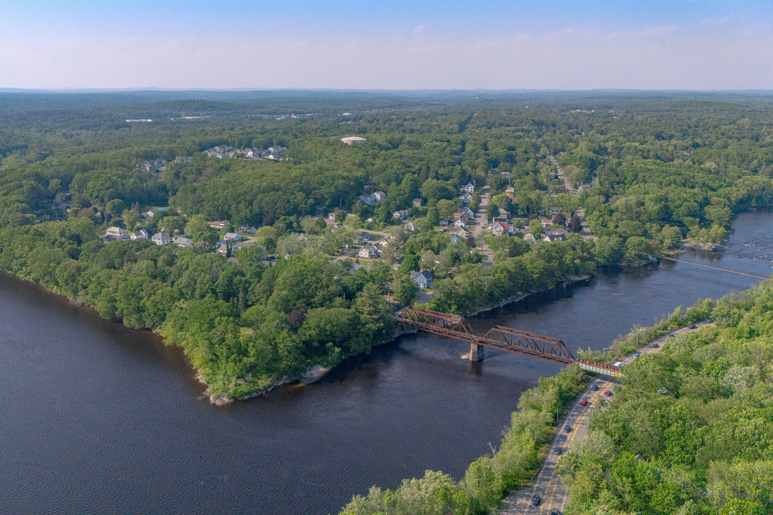 17 Middle Street Topsham ME 04086