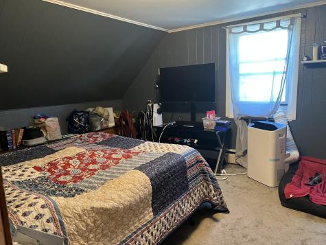 63 Rideout Avenue Lewiston ME 04240