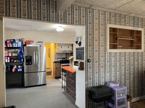 63 Rideout Avenue Lewiston ME 04240