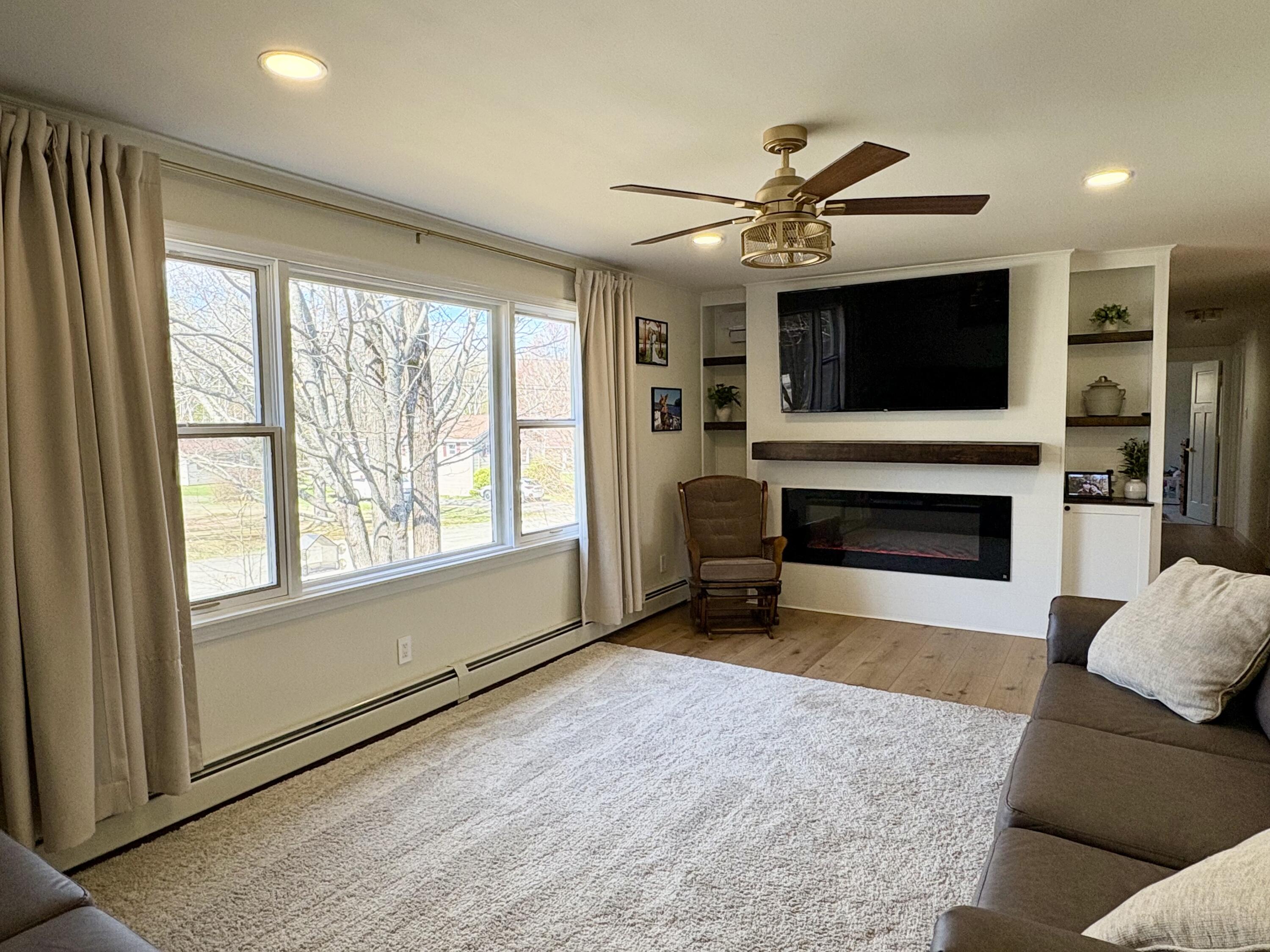 3 Mountainview Drive Lincoln ME 04457