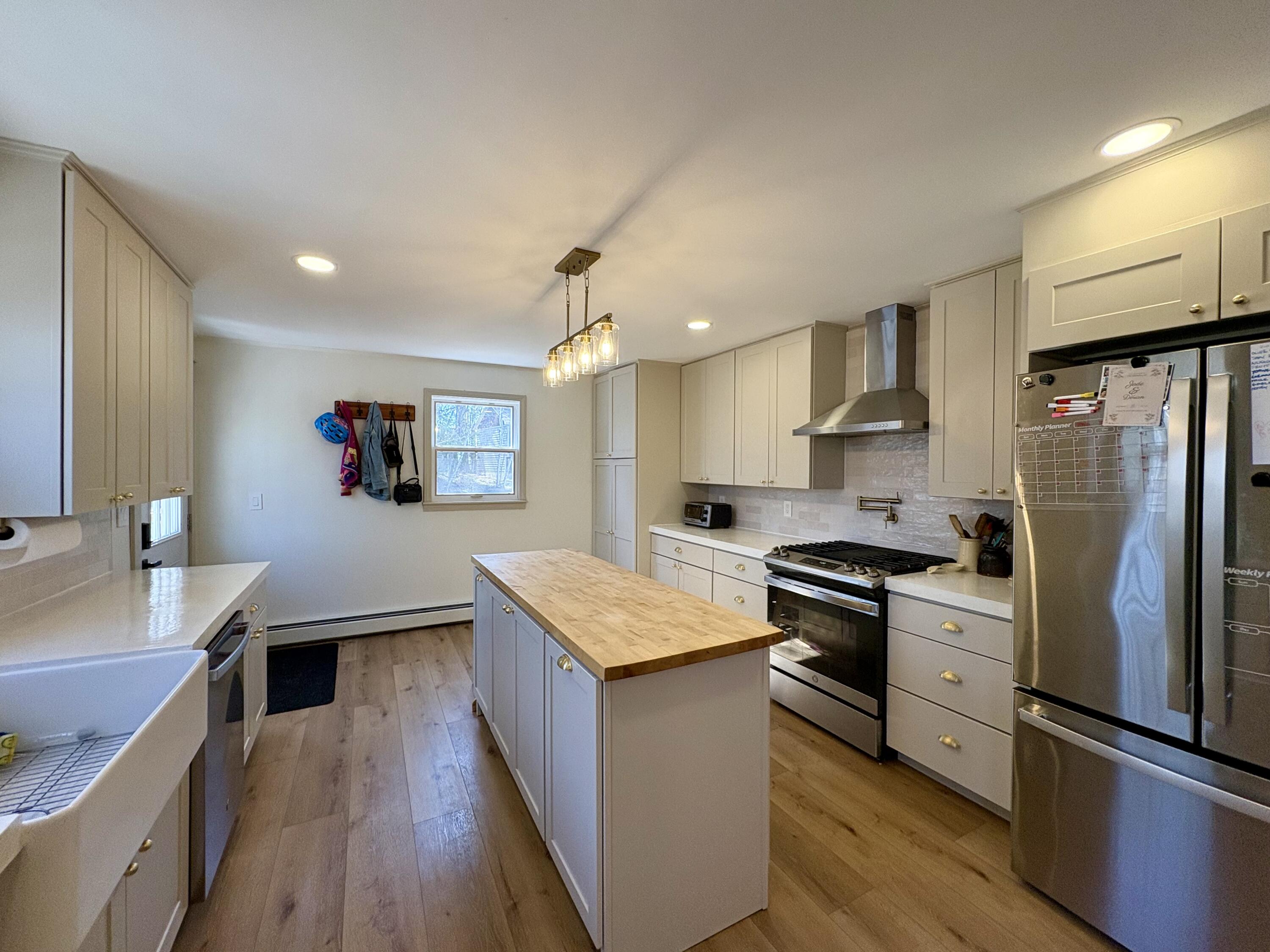 3 Mountainview Drive Lincoln ME 04457