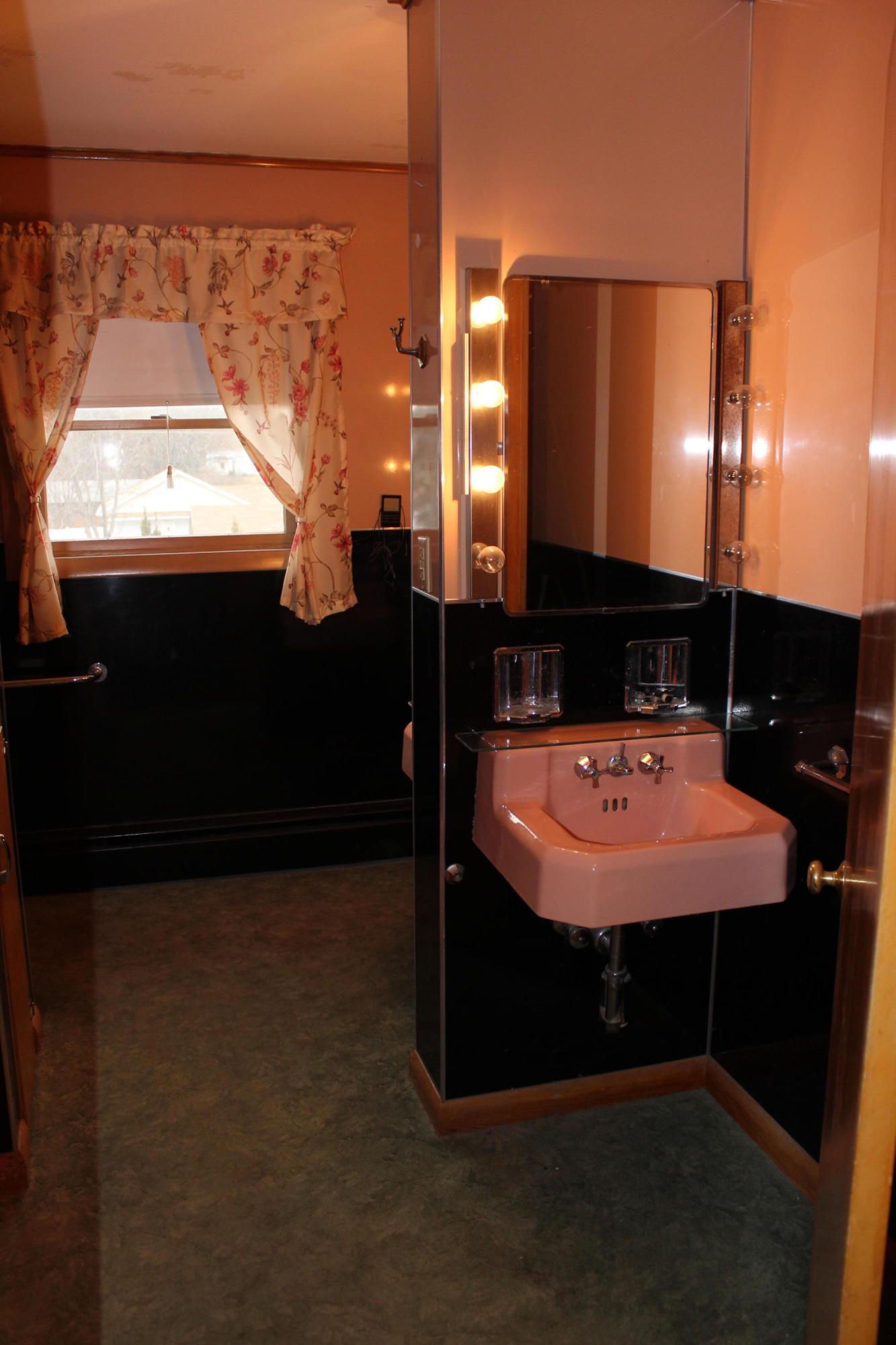 115 Montello Street Lewiston ME 04240