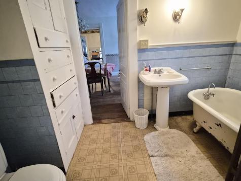 55 Cape Cod Hill Road New Sharon ME 04955