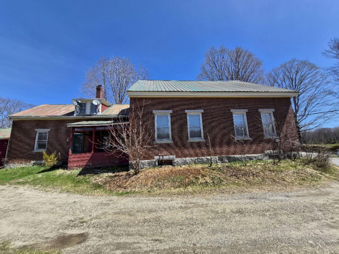 55 Cape Cod Hill Road New Sharon ME 04955