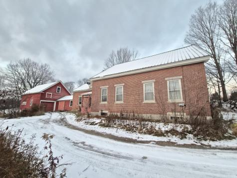 55 Cape Cod Hill Road New Sharon ME 04955