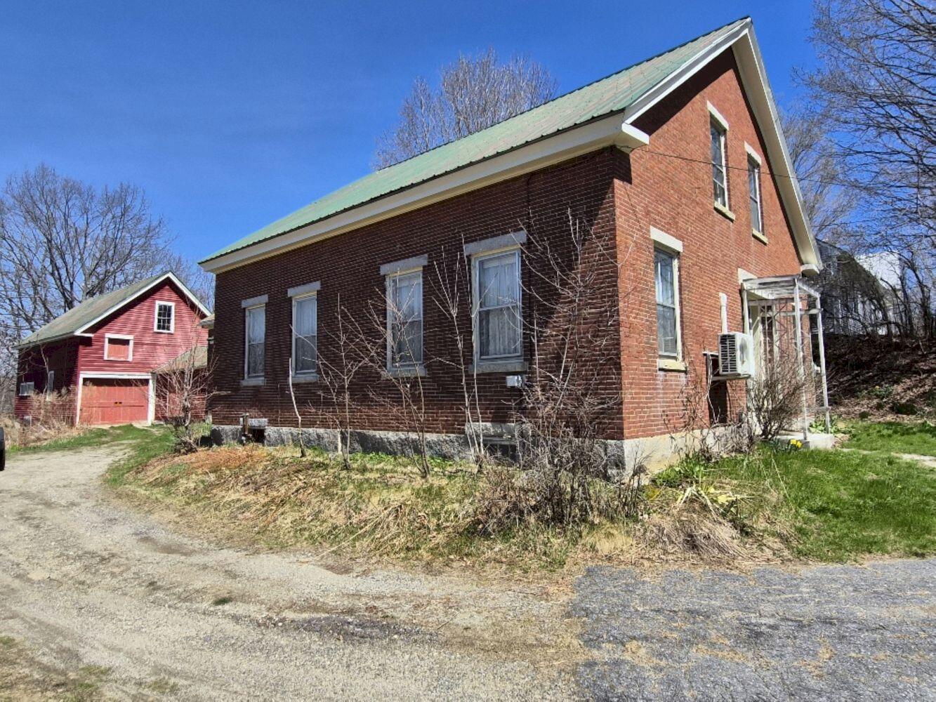 55 Cape Cod Hill Road New Sharon ME 04955