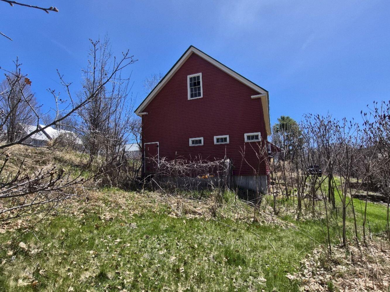 55 Cape Cod Hill Road New Sharon ME 04955