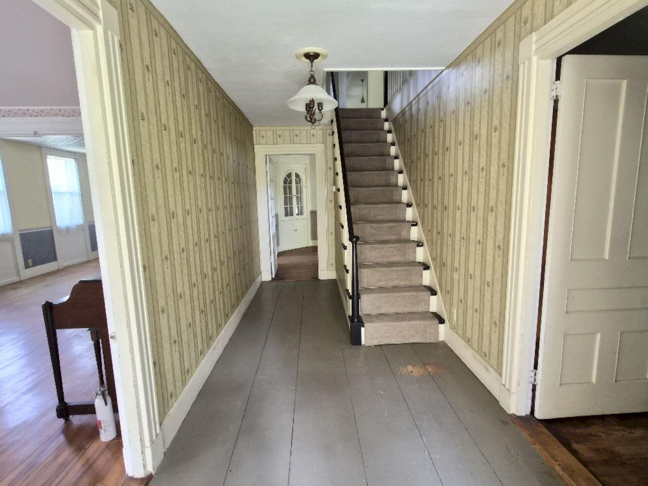 55 Cape Cod Hill Road New Sharon ME 04955