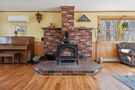 35 Nutting Lane Trenton ME 04605