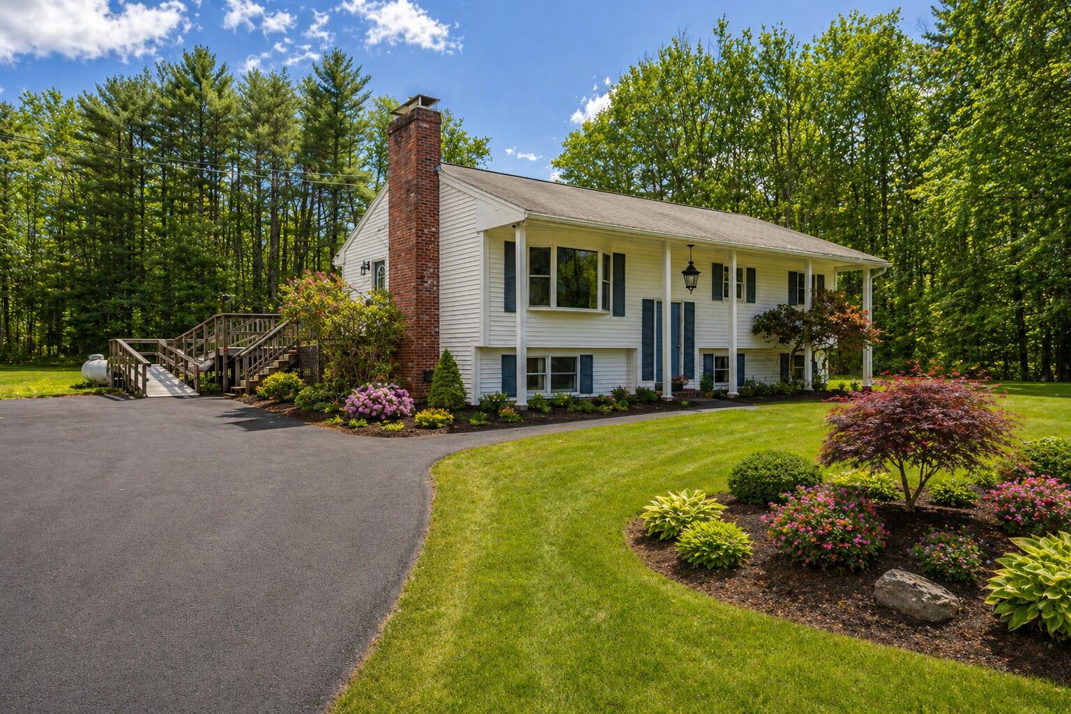 955 Bridgton Road Westbrook ME 04092