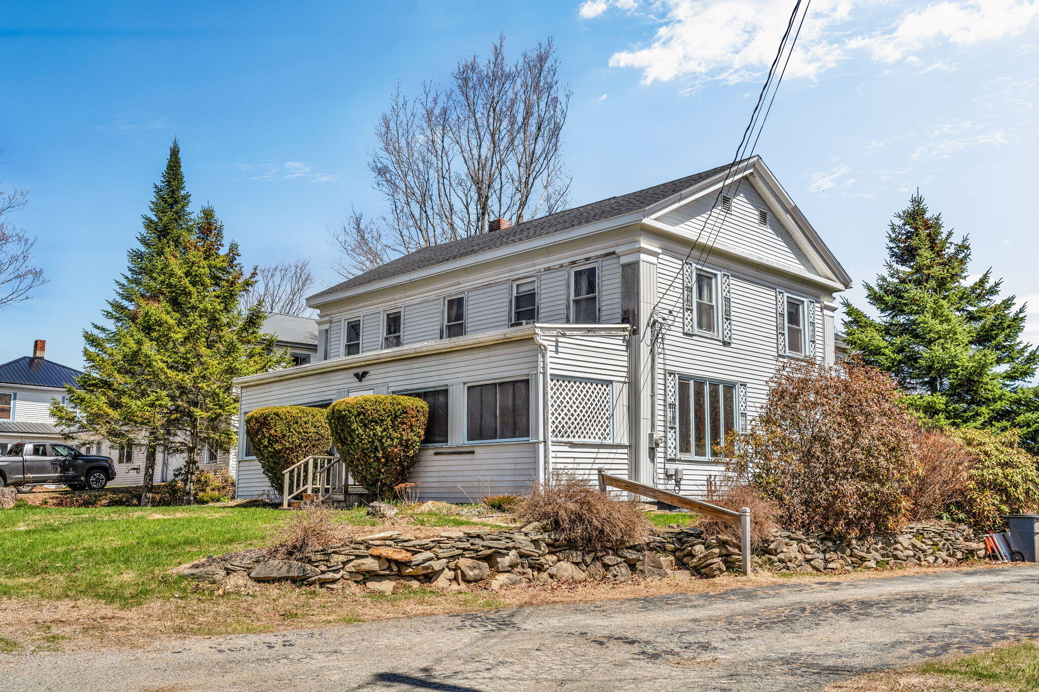 48 Main Road Charleston ME 04422