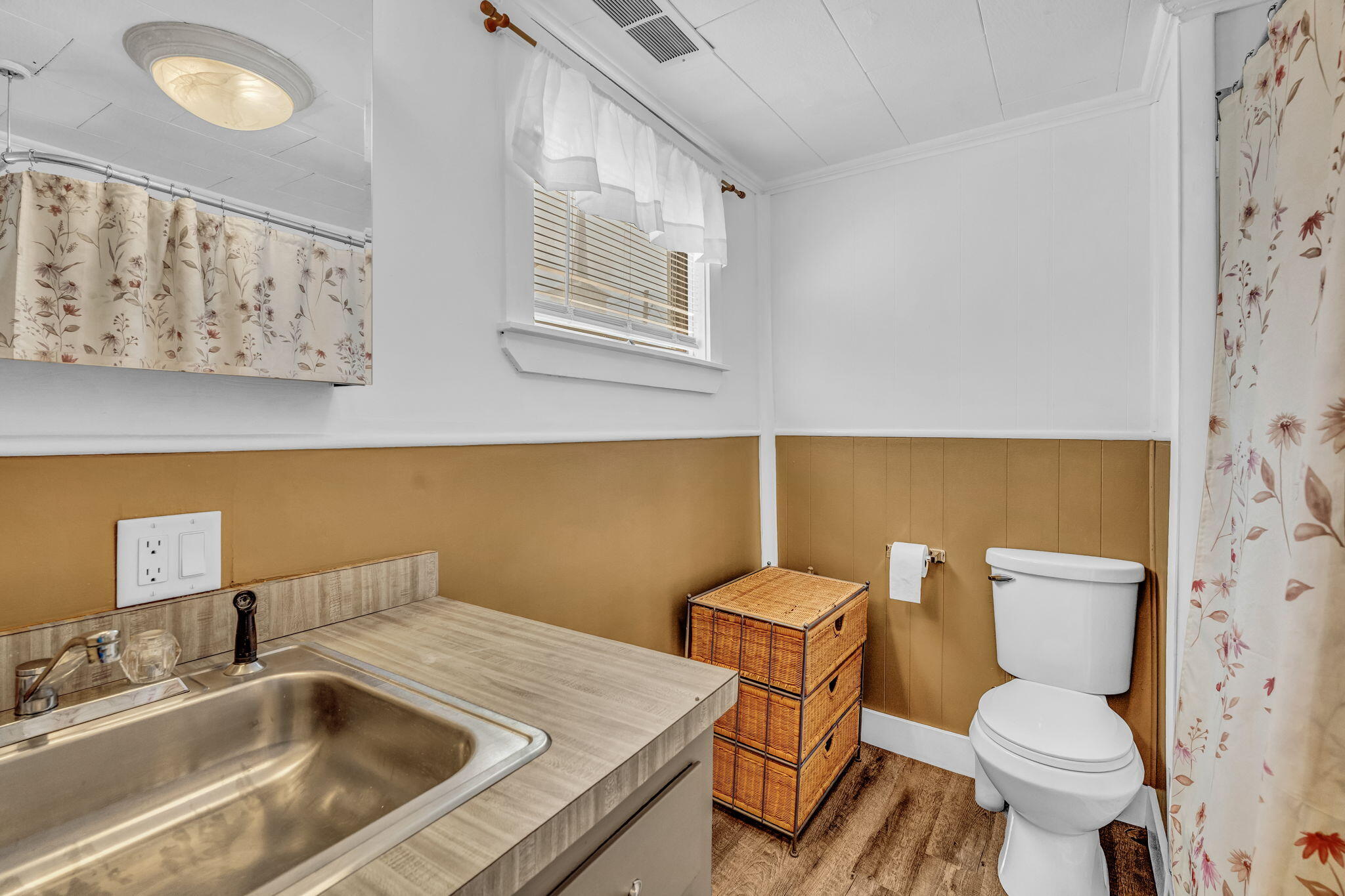 48 Main Road Charleston ME 04422