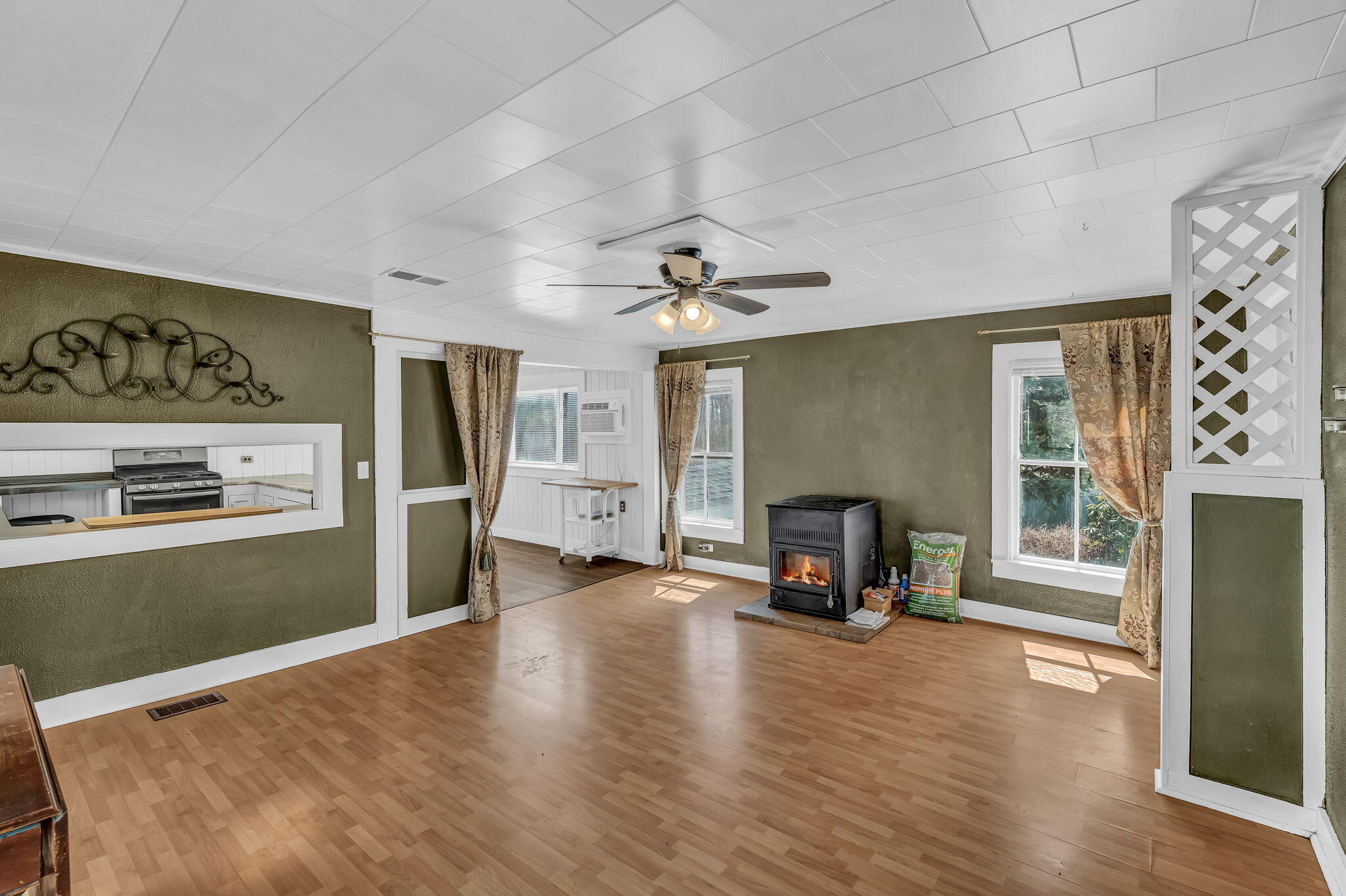 48 Main Road Charleston ME 04422