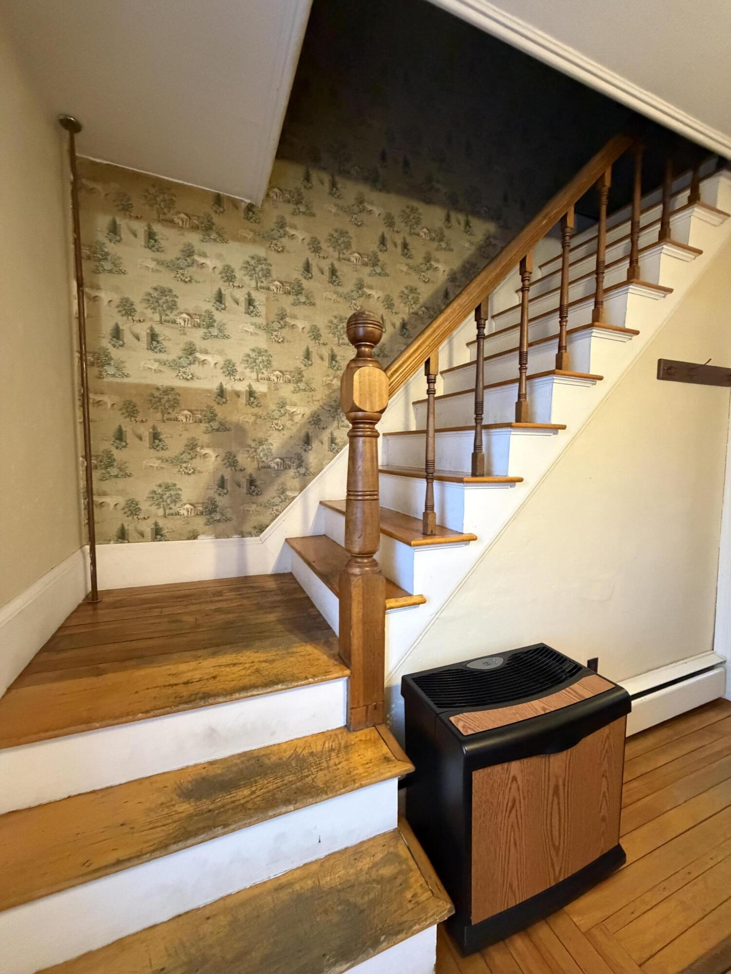 27 School Street Guilford ME 04443