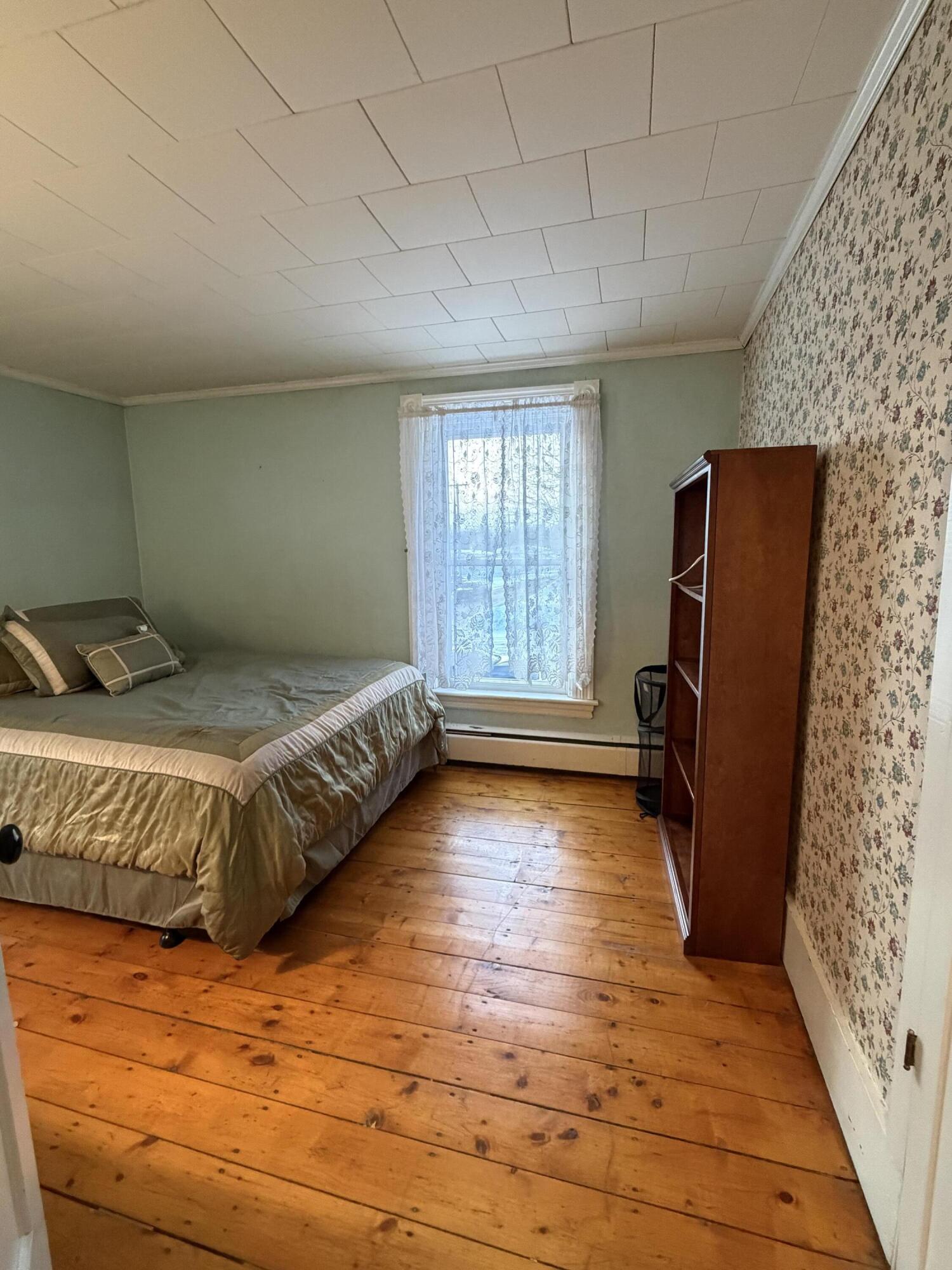 27 School Street Guilford ME 04443