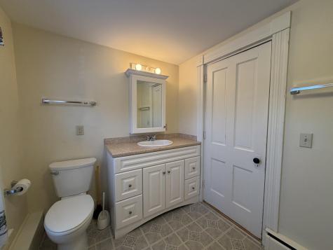 27 School Street Guilford ME 04443