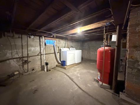 27 School Street Guilford ME 04443