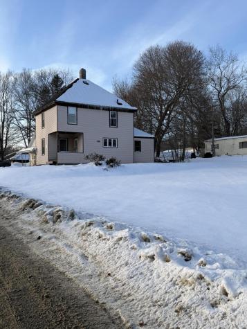 27 School Street Guilford ME 04443