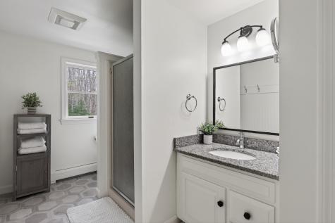 32 Acorn Circle Yarmouth ME 04096