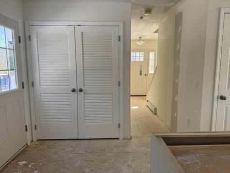 5 Bracken Woods Road Raymond ME 04071