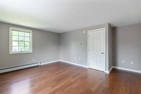 68 Felicia Lane Portland ME 04103