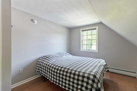68 Felicia Lane Portland ME 04103