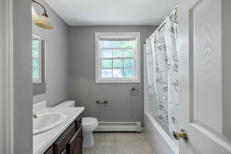 68 Felicia Lane Portland ME 04103