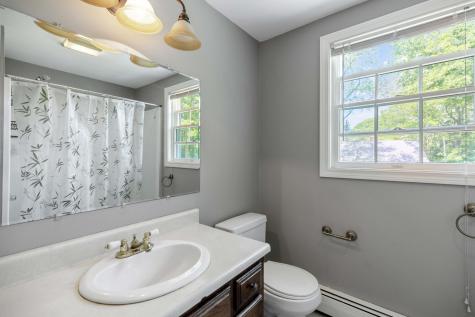 68 Felicia Lane Portland ME 04103
